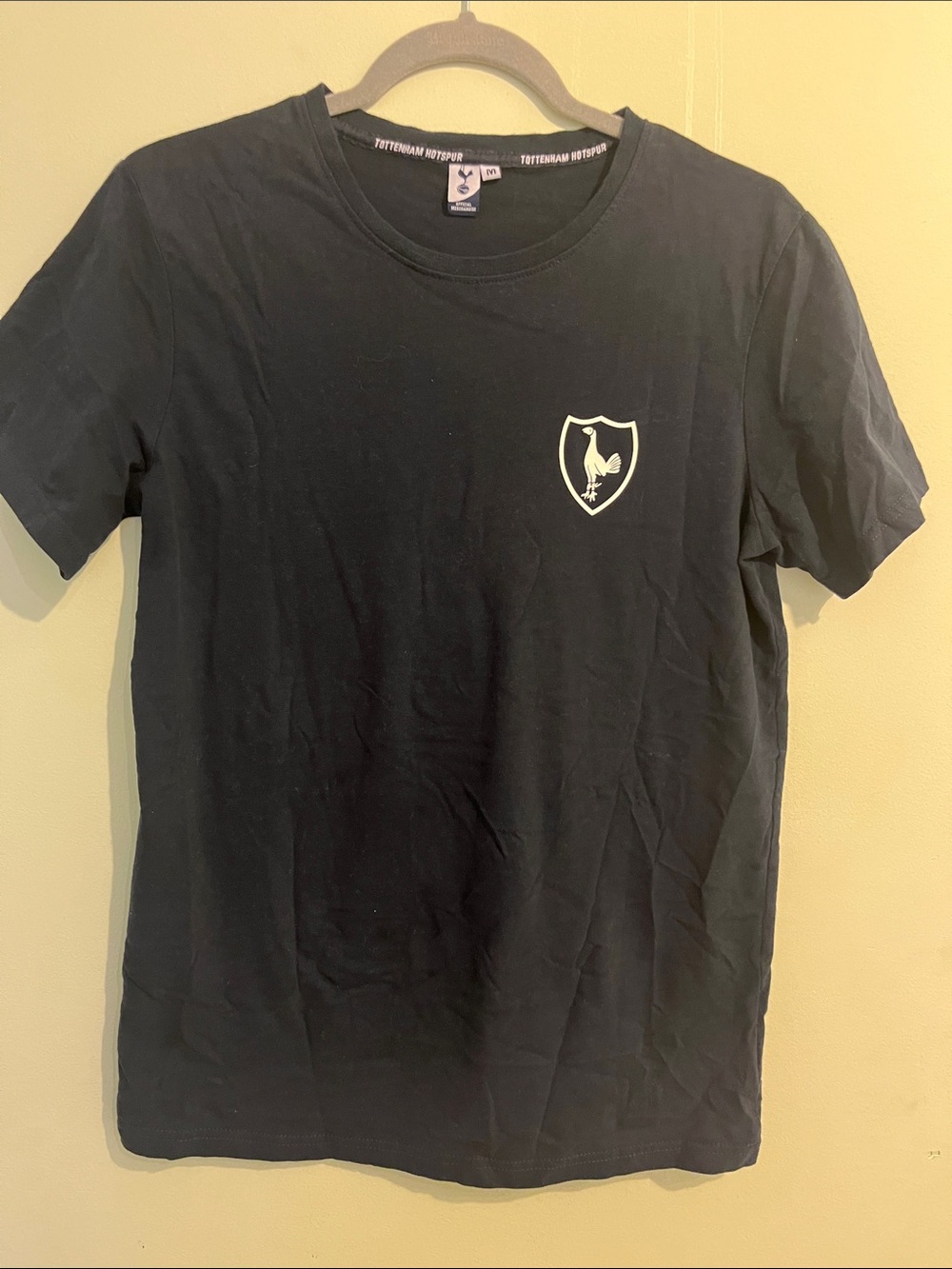 Tottenham Hotspur Navy Tee with White Crest - Offical from London stadium